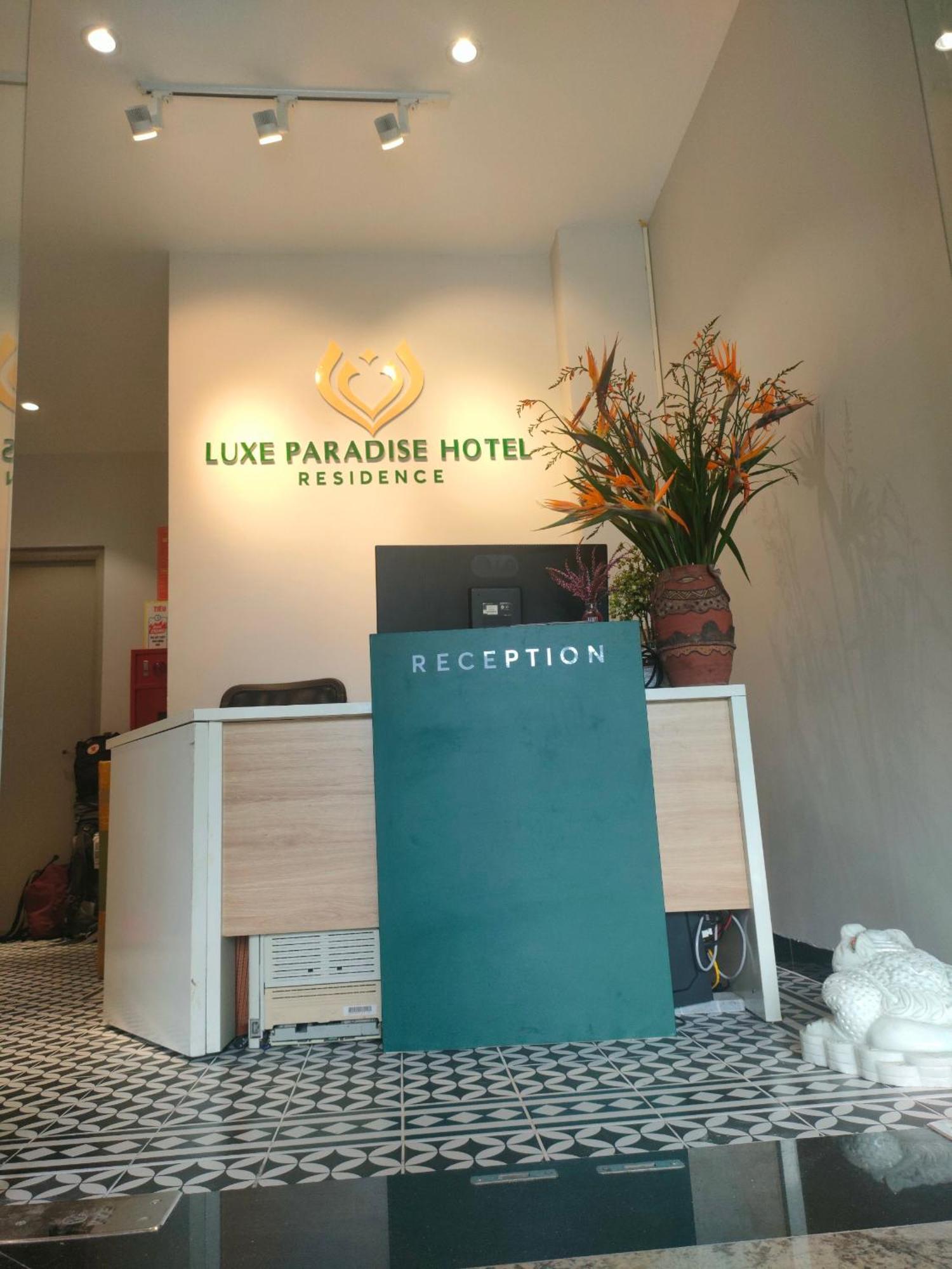 Luxe Paradise Suites Hotel To Ngoc Van Hanoi Exterior photo